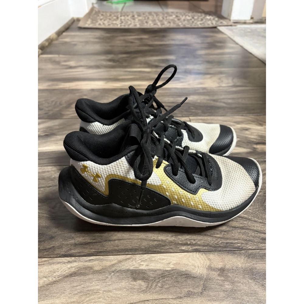 Under Armour Jet '23 Boys Size 5.5Y Black White Gold Basketball Shoes Sneakers